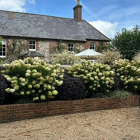 Idyllic Rural Retreat Apartment Plumpton Green Exterior photo